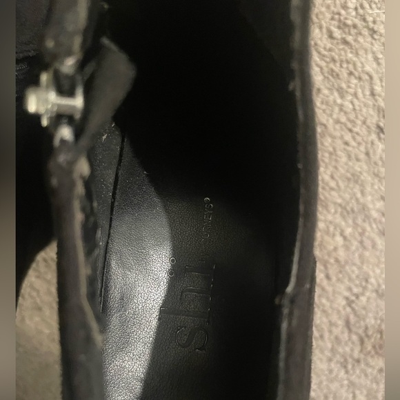 Shi by JOURNEYS Black Ankle Booties - Picture 6 of 6